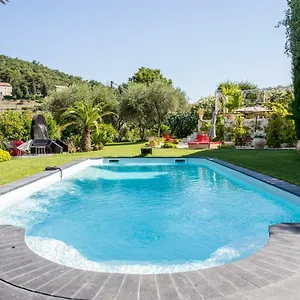 **** Gasthof Mas De Provence En Riviera Frankreich